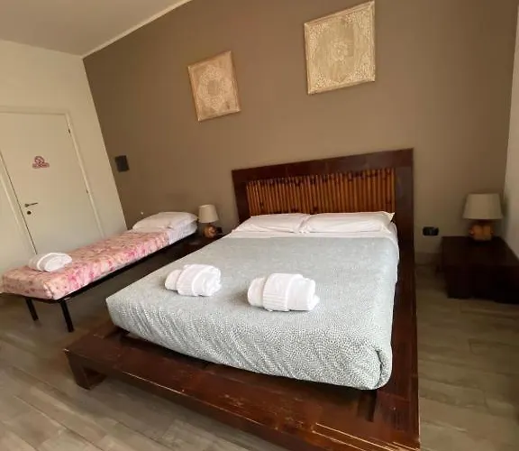 Vatican Garden Apartment *